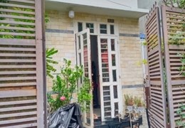 XIN NHẤN MẠNH NHÀ QUẬN 4 MÀ 70M2 NGANG 5.5M DÀI 14M 3 TÂNG CHỈ 8 TỶ X.