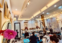 CẦN SANG NHƯỢNG CỬA HÀNG Nhà 4 tầng 1 tum ngay mặt đường ĐỘI CẤN, BA ĐÌNH, HÀ NỘI
