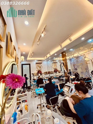 CẦN SANG NHƯỢNG CỬA HÀNG Nhà 4 tầng 1 tum ngay mặt đường ĐỘI CẤN, BA ĐÌNH, HÀ NỘI