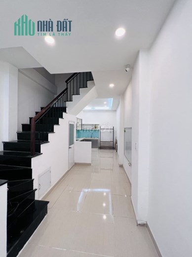 💥 Nhà 3 tầng hẻm 606 Đường 3 tháng 2 gần Vạn Hạnh Mall