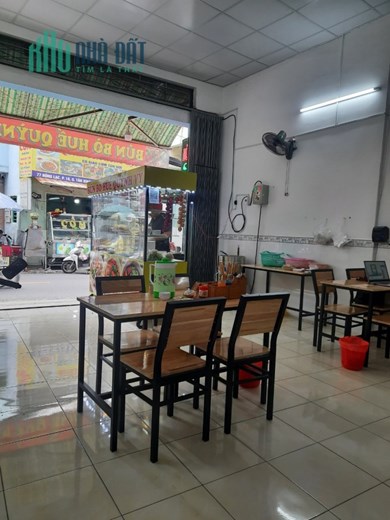 💥 Nhà MTKD Hồng Lạc gần ngã tư Lạc Long Quân