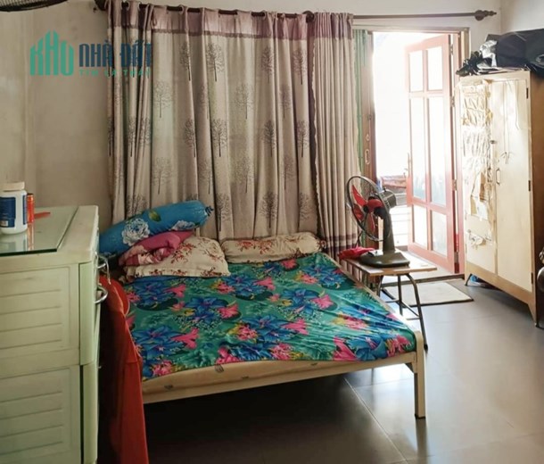 Bán Nhà 4×12 1/ Đông Hưng Thuận Q12 chào 2Tỷ8 Thương Lượng