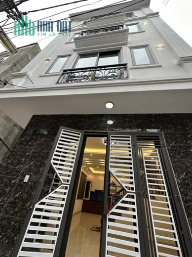 Bán nhà Ngô Gia Tự,Long Biên 51m2,4 tầng,Mt5.7m nhà mới đẹp nhỉnh 4 tỷ
