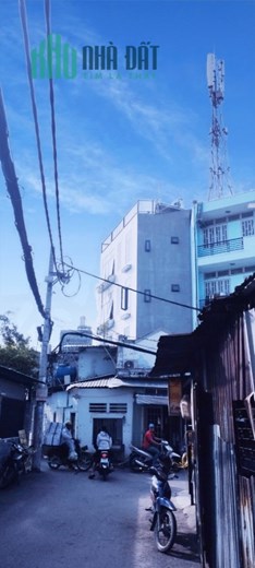 Nhà Thống Nhất 7×10 3 Mặt Hẻm 5PN 5WC 4Tỷ