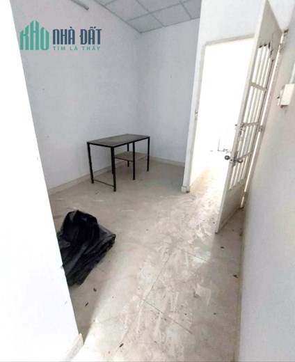 Nhà Thống Nhất 7×10 3 Mặt Hẻm 5PN 5WC 4Tỷ