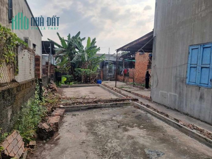 Bán Đất thổ cư Trảng Dài Đồng Nai,Trung tâm Phường,Xe hơi vào Đất,10x30,4 tỷ99 TL