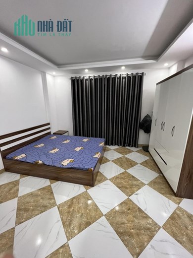SIÊU PHẨM HOÀNG MAI KHÔNG CÓ CĂN THỨ 2- NHÀ MẶT PHỐ- DT 40M X 5 TẪNG MT 4,3M- NHỈNH 4 TỶ