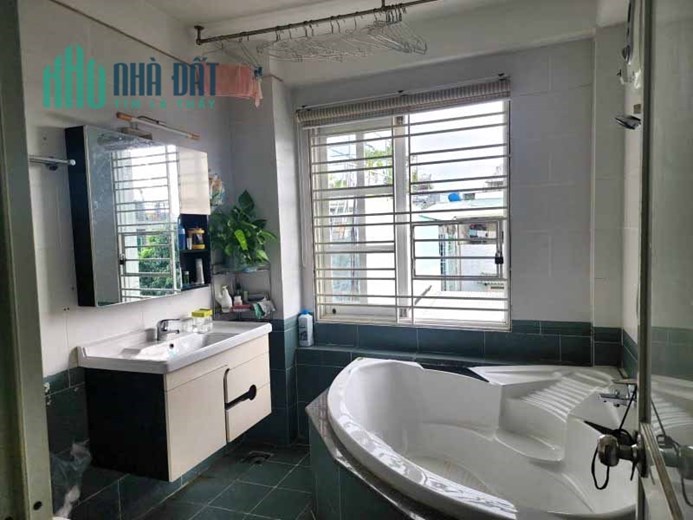 Bán Nhà Gần Kha Vạn Cân  Linh Trung Thủ Đức 65m2, HXH Chỉ Hơn 6 Tỷ Bao Đầu Tư