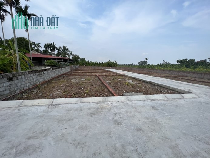 Chỉ 565tr sở hữu ngay lô góc 2MT, trước có sân đỗ xe r300m2, gần ngay Chợ P. Hòa Nghĩa