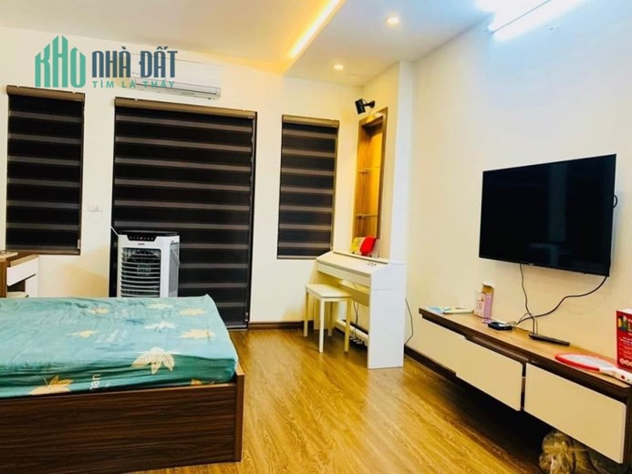 Bán Nhà Xuân Thủy Cầu Giấy, 77,5m giá 12,5 tỷ