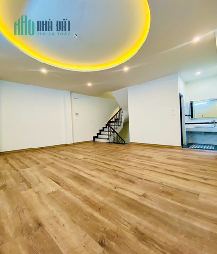 Nhà Đại Từ - Đại Kim, diện tích 40m2 , mới, đẹp, ở luôn, giá 3,6 tỷ, ngõ nông, rộng,