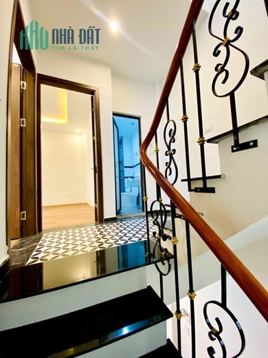 Nhà Đại Từ - Đại Kim, diện tích 40m2 , mới, đẹp, ở luôn, giá 3,6 tỷ, ngõ nông, rộng,