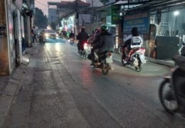 CỔ LINH – NGỌC TRÌ - THỬA ĐẤT SIÊU ĐEP MẶT NGÕ ÔTÔ TẢI TRÁNH - KINH DOANH ĐA DẠNG - VĂN PHÒNG .