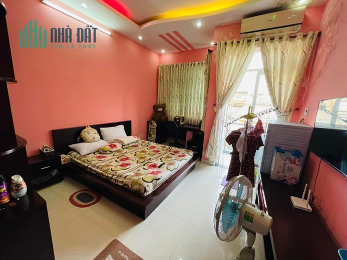 BÁN NHÀ 4TẦNG 4Mx10M ĐƯỜNG TÂY THẠNH QUẬN TÂN PHÚ CHỈ HƠN 3TỶ.