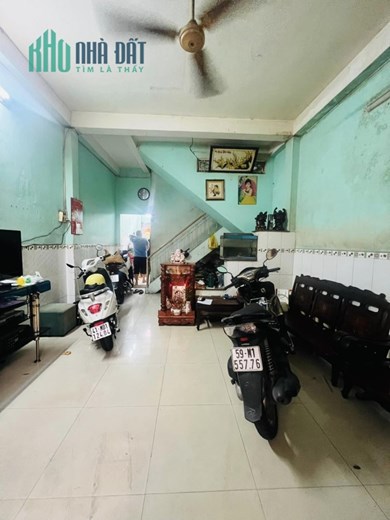 3131-NHÀ 45M2 NGÔ GIA TỰ, QUẬN 10 -3 TẦNG - 3PN - BA GÁC THÔNG TỨ TUNG - SÁT MẶT TIỀN- CHỈ 5.9 TỶ
