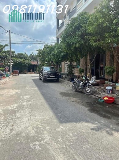 BÁN NHÀ MTKD LÊ BÔI,Q8 105m2 Thang Máy- 4 tầng 5*21 chỉ :7 tỷ