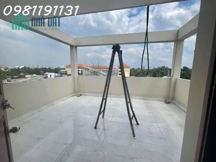 BÁN NHÀ MTKD LÊ BÔI,Q8 105m2 Thang Máy- 4 tầng 5*21 chỉ :7 tỷ