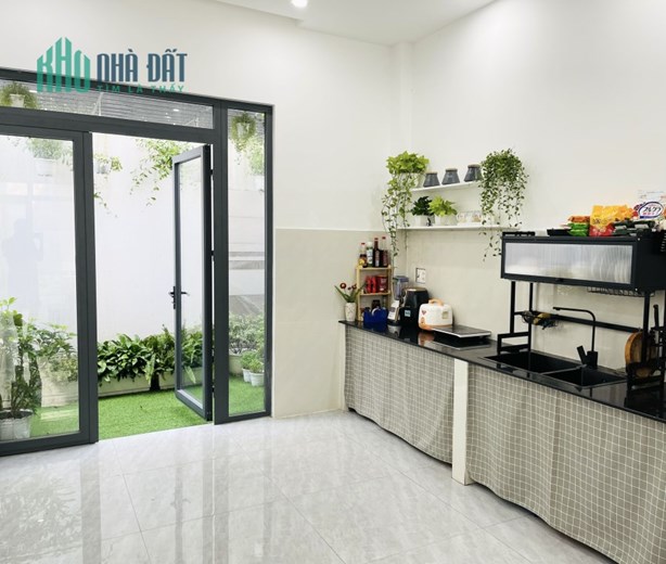 CHO THUÊ PHÒNG MỚI 100%, + NỘI THẤT GIÁ RẺ TRUNG TÂM PHƯỜNG PHÚ THẠNH, QUẬN TÂN PHÚ