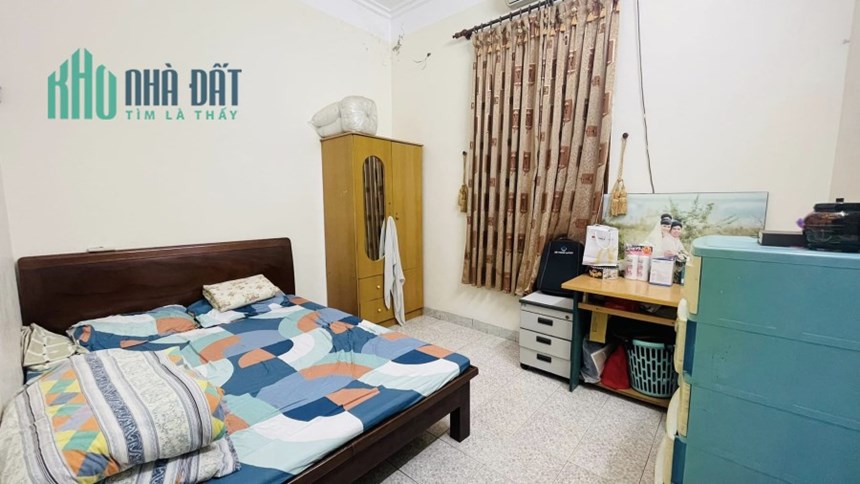 Bán nhà Tô Ngọc Vân, 75m2, 4T, 4m, ô tô, 16 tỷ, gần hồ.
