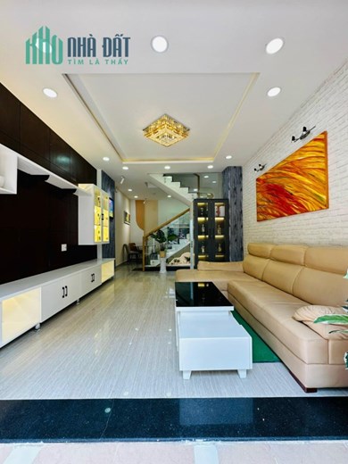 Bán Gấp Nhà Đẹp HXH, Lê Đức Thọ, 4 Tầng 40m2, Ngang 4m, Nhỉnh 4 Tỷ