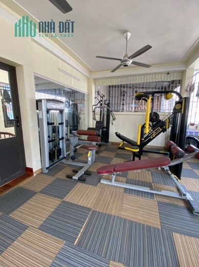 NHÀ 5 TẦNG ĐẲNG CẤP, HIỆN ĐẠI TẠI TRUNG TÂM TP.NAM ĐỊNH
