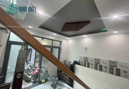 ♪ Nhà Lý Thái Tổ 3 tầng, lô góc kiệt 2m, cách đường 70m, 1.4x tỷ