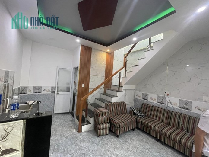 ♪ Nhà Lý Thái Tổ 3 tầng, lô góc kiệt 2m, cách đường 70m, 1.4x tỷ