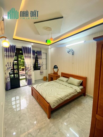 Bán nhà Nguyễn Tư Giản, 60m2, sẵn nội thất, Hẻm xe hơi 6m chỉ nhỉnh 6 tỷ có TL