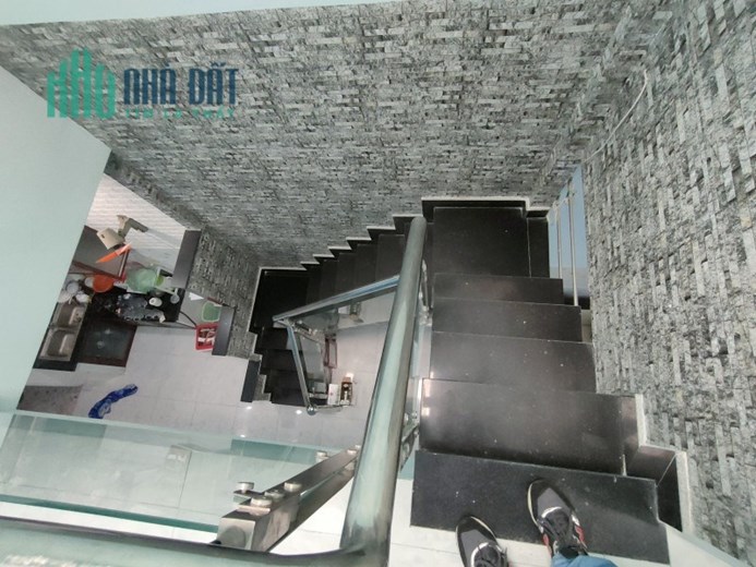 Cần bán gấp nhà HXH Thống Nhất, P. 11, Gò Vấp, giảm chào 900