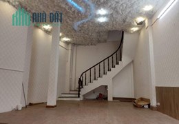 Chính Chủ Nhờ Tìm Người Thuê Nhà Riêng kinh doanh mặt phố Thái Hà, quận Đống Đa