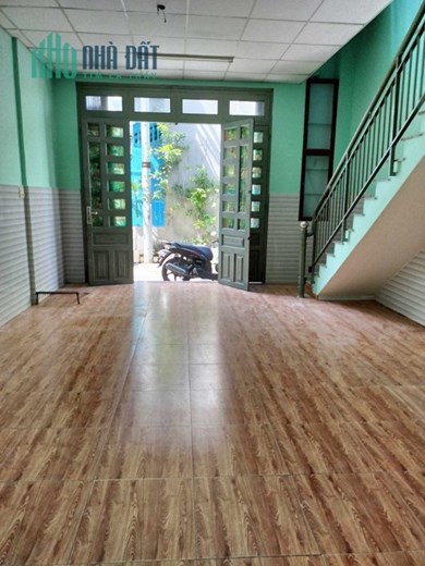 Bán nhà đường Bờ Bao Tân Thắng quận Tân Phú 5.2 x10 trệt 1 lầu nhà đẹp gần chợ Sơn Kỳ Eon Tân Phú.