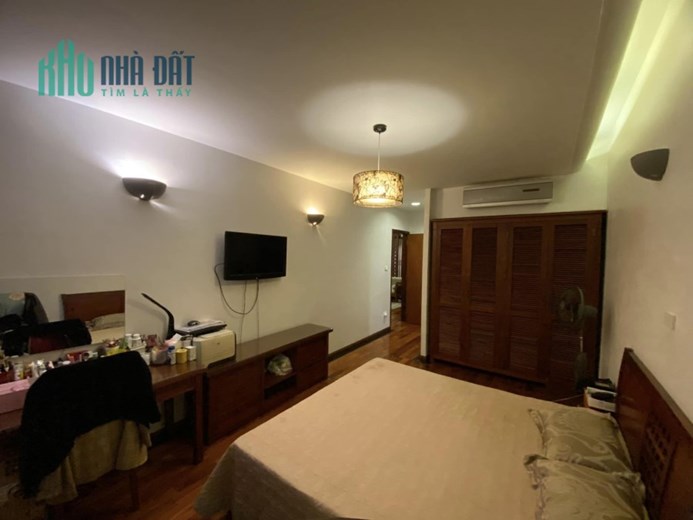 💥Bán căn hộ 24T2 mặt phố Hoàng Đạo Thúy 156m2, 3PN, Nội thất xịn, Slot Ô tô, 6.85 tỷ💥