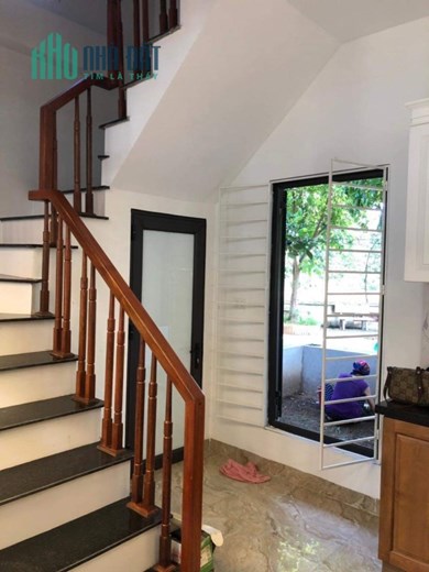 Bán nhà Thuỵ Phương, Từ Liêm, 40m2   5 Tầng,  4.55 Tỷ. Nhà Mới, Ô Tô Đỗ Tránh.0965283789
