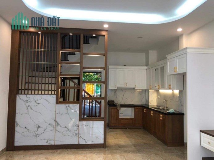 Bán nhà Thuỵ Phương, Từ Liêm, 40m2   5 Tầng,  4.55 Tỷ. Nhà Mới, Ô Tô Đỗ Tránh.0965283789