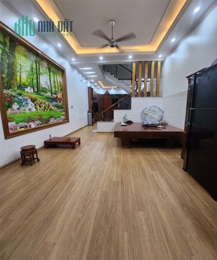 NHÀ VỊ TRÍ ĐẸP - GIÁ TỐT - Cần Bán Nhanh Căn Nhà 3 Tầng MB 530 TP Thanh Hóa