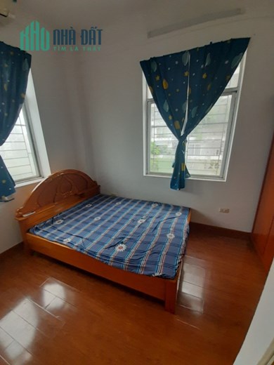Qúa rẻ!!! Chủ cần bán gấp căn hộ tòa nhà N2, 2PN, 1WC khu Trung hòa, nhân chính T10, Full NT,2,3 tỷ