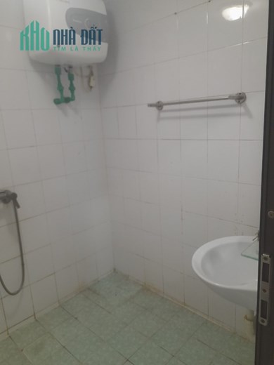 Qúa rẻ!!! Chủ cần bán gấp căn hộ tòa nhà N2, 2PN, 1WC khu Trung hòa, nhân chính T10, Full NT,2,3 tỷ