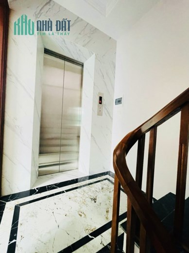 Siêu phẩm. Bán nhà phố Vương Thừa Vũ, Thanh Xuân. 40m2 x 6 Tầng. THANG MÁY. NỞ HẬU. 8 Tỷ.