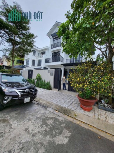 CHỦ ĐỊNH CƯ NƯỚC NGOÀI CẦN BÁN GẤP BIỆT THỰ GIA HOÀ: ĐẲNG CẤP - ĐẸP - RẺ. QUÝ KHÁCH XEM VÀ