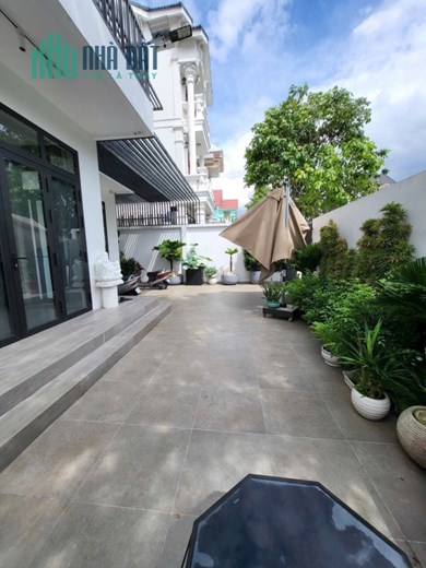CHỦ ĐỊNH CƯ NƯỚC NGOÀI CẦN BÁN GẤP BIỆT THỰ GIA HOÀ: ĐẲNG CẤP - ĐẸP - RẺ. QUÝ KHÁCH XEM VÀ