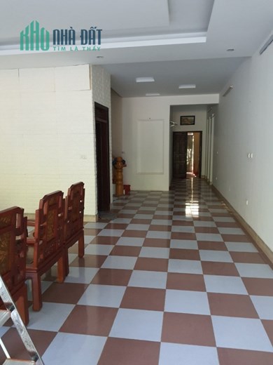 Cho thuê nhà 5 tầng tại Liên Bảo, Vĩnh Yên. Giá thuê : 10 tr/ tháng