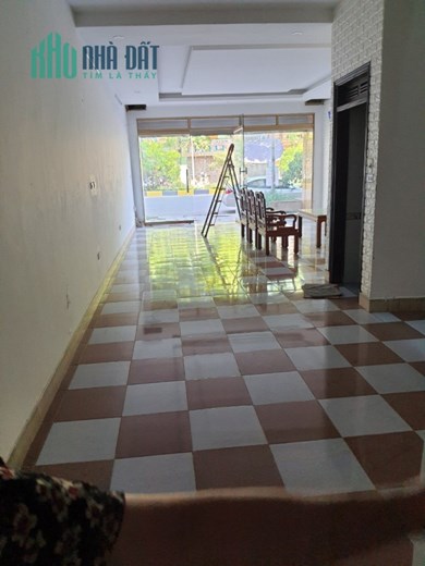 Cho thuê nhà 5 tầng tại Liên Bảo, Vĩnh Yên. Giá thuê : 10 tr/ tháng