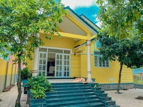 Cho thuê biệt thự mini màu Hoa Mặt Trời giáp Biconsi TP.Dĩ An, Bình Dương; 8tr/th; 0888800258