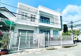 Bán nhà hiện đại Mặt Tiền đường Triệu Thị Trinh, TP. Long Xuyên, An Giang