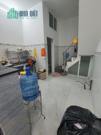 MẶT TIỀN GẦN CHỢ TÂN HƯƠNG - 2 TẦNG - 34M2 - TÂN QUÝ GIÁ NHỈNH 3 TỶ - NHÀ MỚI VÀO Ở NGAY