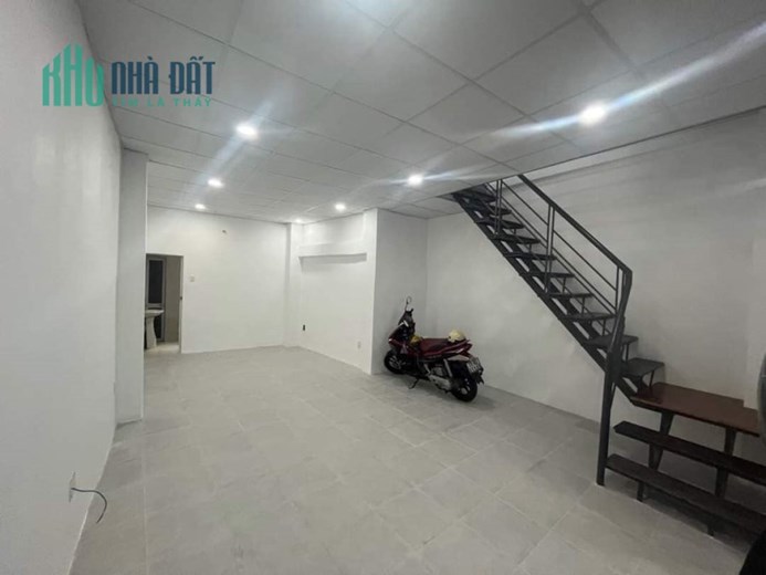 NHÀ ĐẸP CẦN BÁN KHU VỰC BẾN VÂN ĐỒN  -nhà đang cho thuê có dòng tiền -Phường 2 Quận 4