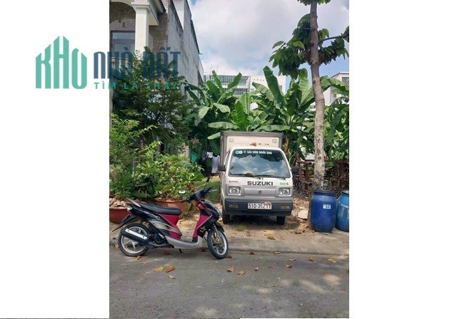 Bán gấp lô đất giá cực giảm tại TX Dĩ An, Bình Dương; 3,3 tỷ; 0888800258