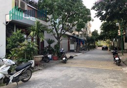 Bán nhà 5 tầng mặt phố Linh Đàm, có thang máy, siêu đẹp nhỉnh 1x tỷ.