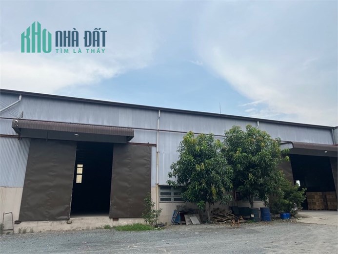 nhà xưởng cho thuê ngoài khu công nghiệp, phục vụ nhiều ngành nghề sản xuất.
