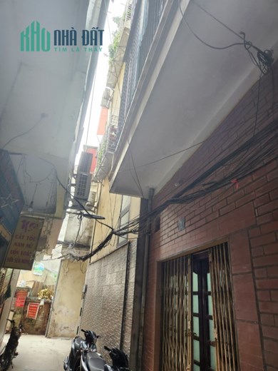 Chính chủ cần bán nhà phố Trần hữu Tước, Nguyên lương Bằng DT 28m2, MT 5m, SĐCC, ngõ 2m Giá rẻ 3.2